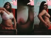 Sexy Desi Girl Shows Boobs Sexy Desi Girl Shows Boobs