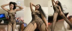Sexy Desi Girl Shows Nude Body and Blowjob Sexy Desi Girl Shows Nude Body and Blowjob